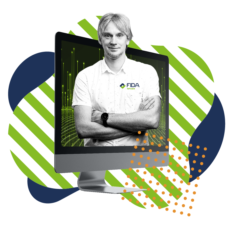 Mensch in PC Monitor